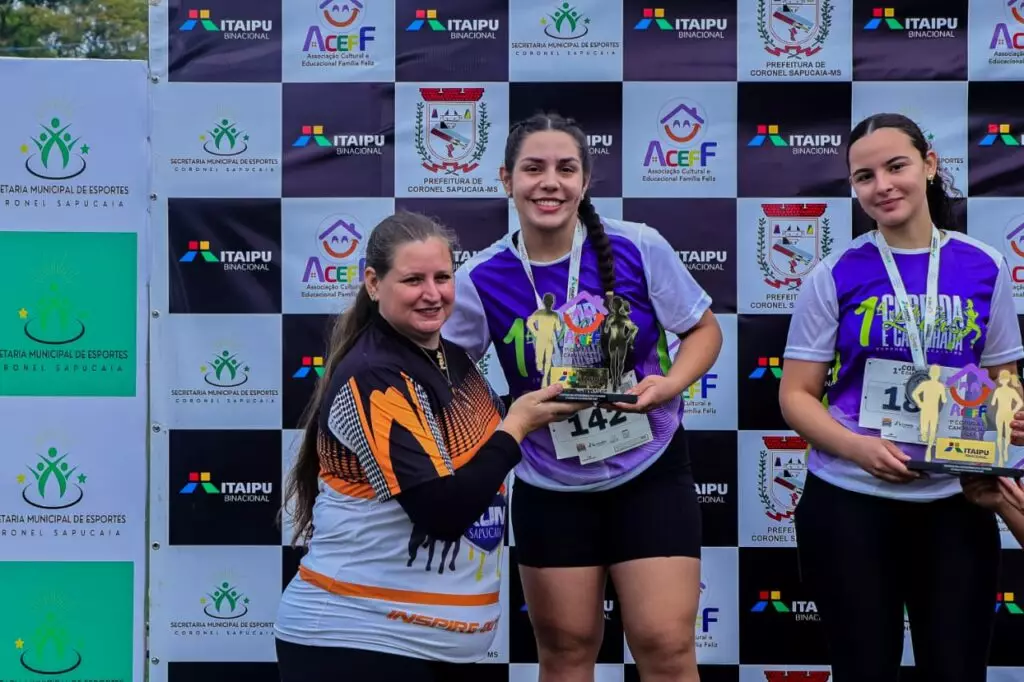 1ª Corrida e Caminhada Lilás reúne 160 atletas e fortalece solidariedade em Coronel Sapucaia