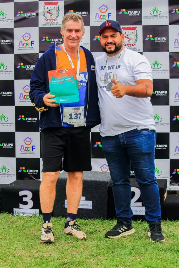 1ª Corrida e Caminhada Lilás reúne 160 atletas e fortalece solidariedade em Coronel Sapucaia