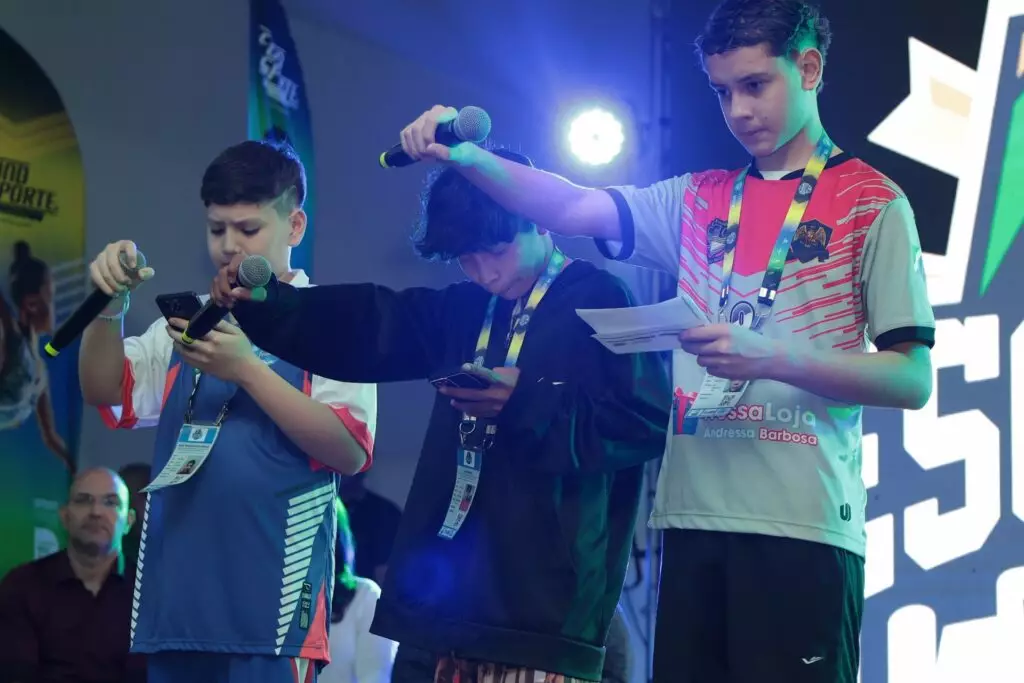 Jogos Escolares da Juventude definem campeões do futsal e do voleibol no segundo bloco de competições Jogos Escolares da Juventude definem campeões do futsal e do voleibol no segundo bloco de competições