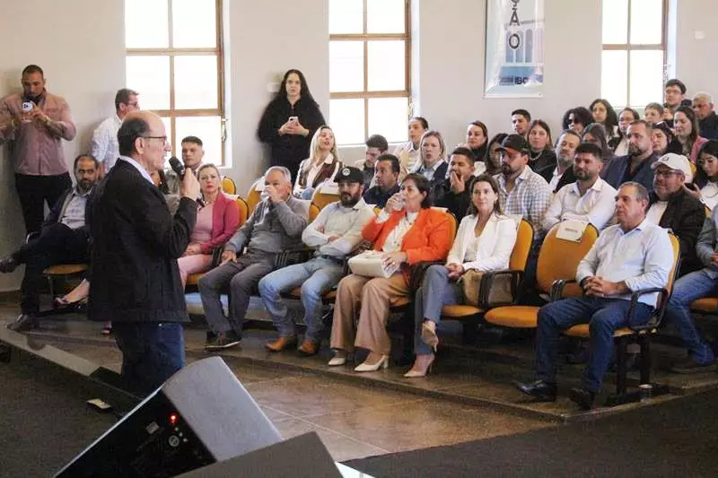 Ciclo de palestras promovidas pelo TCE-MS reuniu o Cone Sul em Amambai
