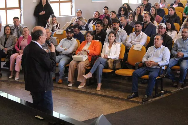 Ciclo de palestras promovidas pelo TCE-MS reuniu o Cone Sul em Amambai