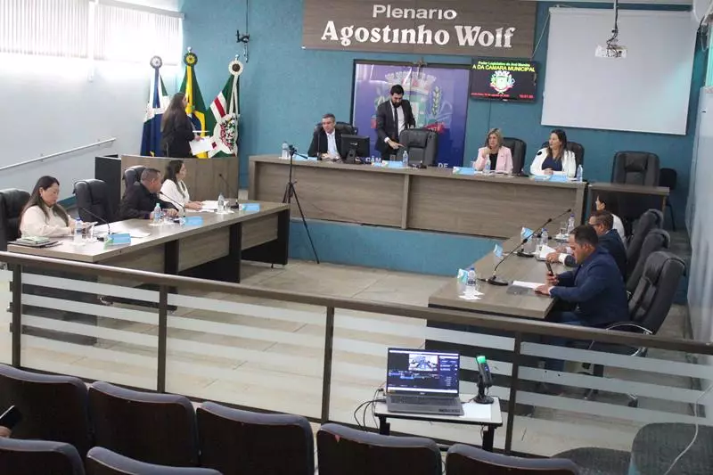 Câmara de Aral Moreira abre segundo semestre legislativo com sessões solene e de apresentação de matérias Câmara de Aral Moreira abre segundo semestre legislativo com sessões solene e de apresentação de matérias