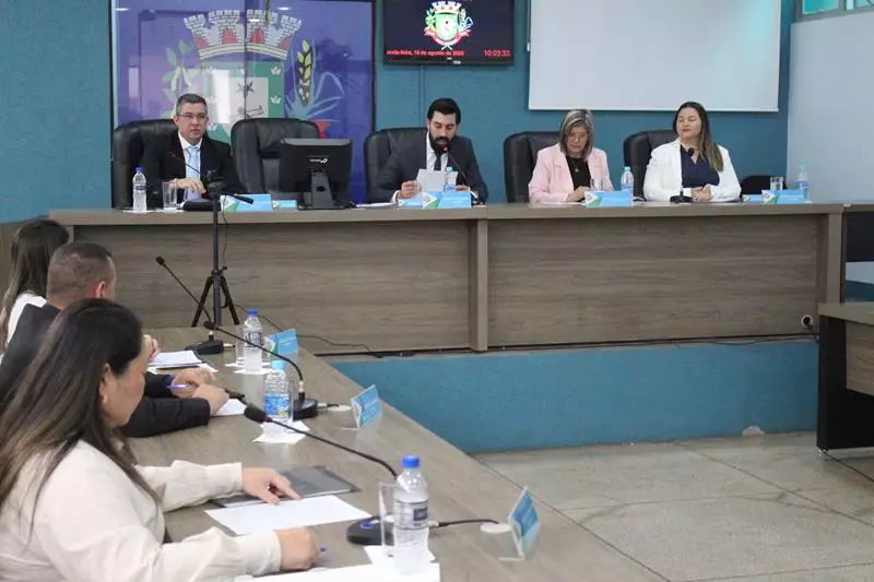 Câmara de Aral Moreira abre segundo semestre legislativo com sessões solene e de apresentação de matérias Câmara de Aral Moreira abre segundo semestre legislativo com sessões solene e de apresentação de matérias