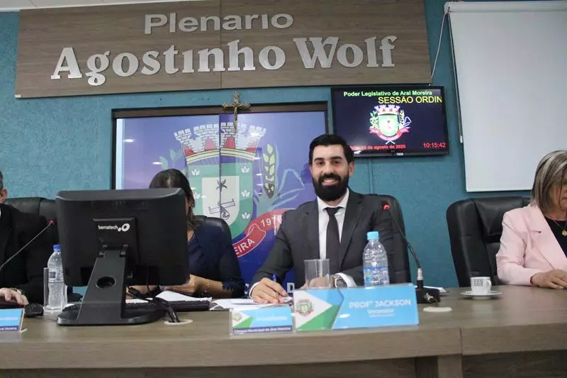 Câmara de Aral Moreira abre segundo semestre legislativo com sessões solene e de apresentação de matérias Câmara de Aral Moreira abre segundo semestre legislativo com sessões solene e de apresentação de matérias