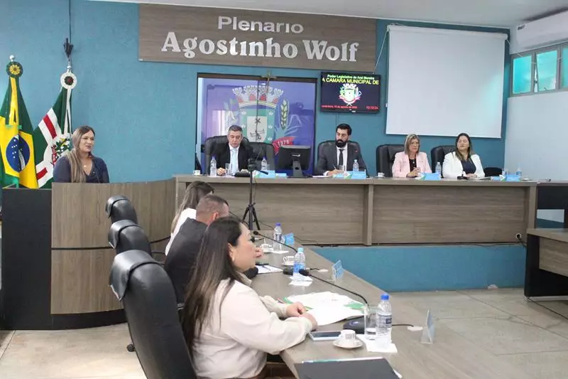 Câmara de Aral Moreira abre segundo semestre legislativo com sessões solene e de apresentação de matérias Câmara de Aral Moreira abre segundo semestre legislativo com sessões solene e de apresentação de matérias