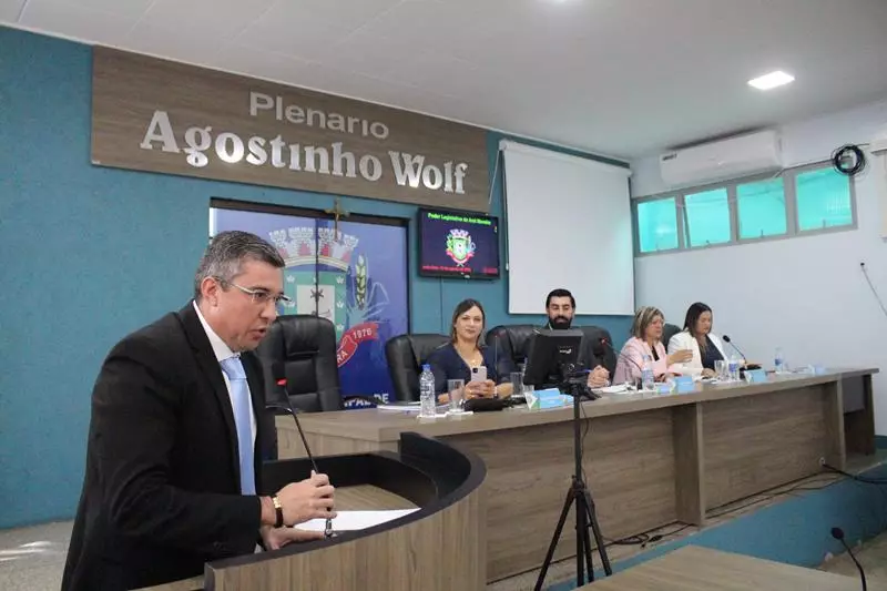 Câmara de Aral Moreira abre segundo semestre legislativo com sessões solene e de apresentação de matérias Câmara de Aral Moreira abre segundo semestre legislativo com sessões solene e de apresentação de matérias