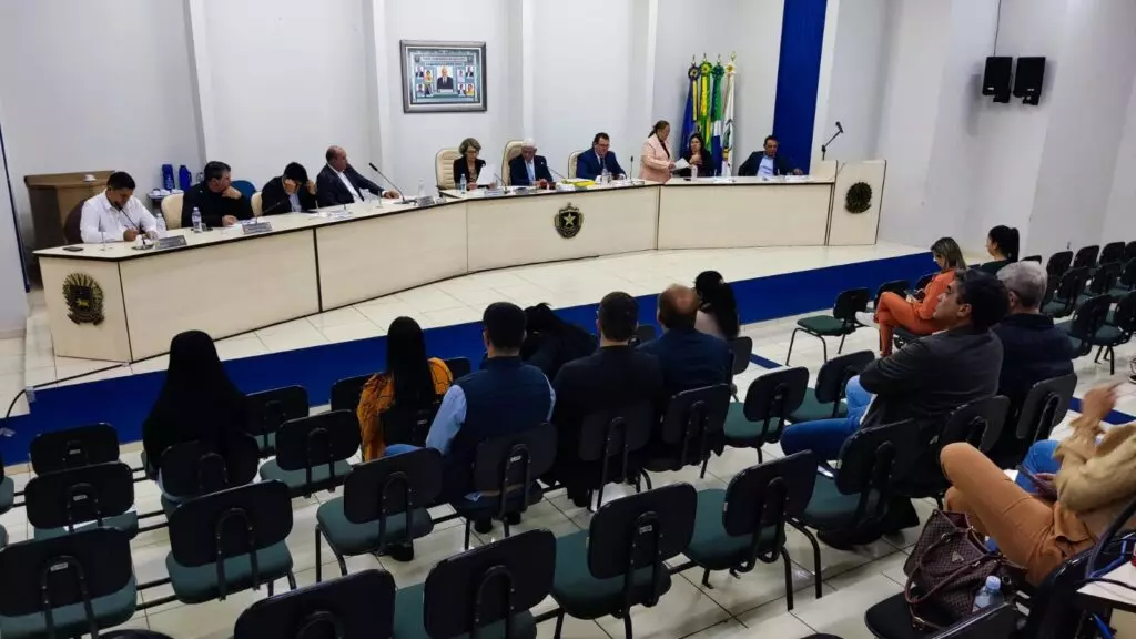 Câmara de Iguatemi retornou com as sessões ordinárias nessa segunda-feira (4), após período de recesso Câmara de Iguatemi retornou com as sessões ordinárias nessa segunda-feira (4), após período de recesso