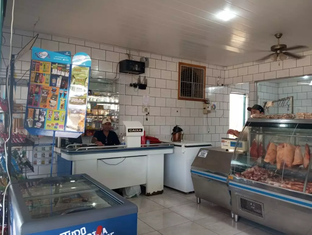Empresário de Coronel Sapucaia se destaca no comércio local