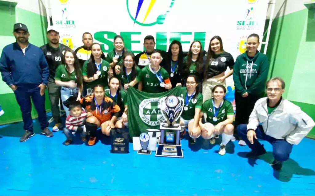 Desportivo Pavão de Amambai é o campeão da 27ª Copa Inverno de Futsal em Paranhos Desportivo Pavão de Amambai é o campeão da 27ª Copa Inverno de Futsal em Paranhos