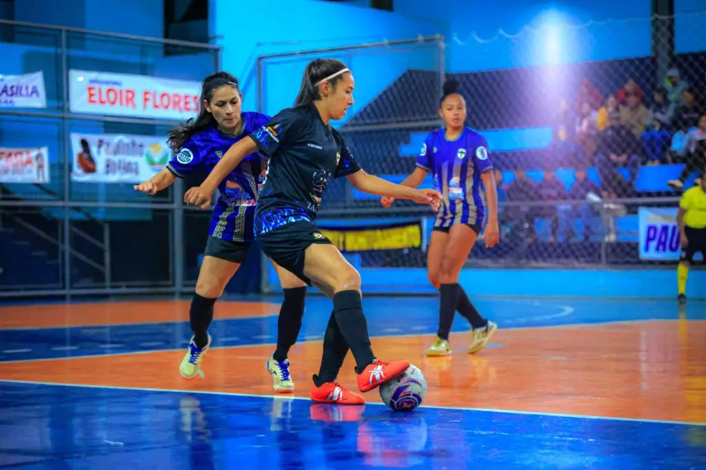 Em rodada marcada por homenagem e gesto de solidariedade Copa Cidade de Futsal define campeões de 2025 em Coronel Sapucaia Em rodada marcada por homenagem e gesto de solidariedade Copa Cidade de Futsal define campeões de 2025 em Coronel Sapucaia
