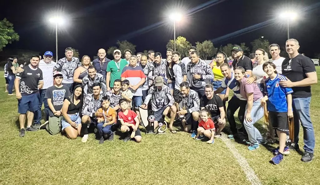 Desportivo Ovando vence nos pênaltis e é campeão da Copa Jamir Signori de Futebol Suíço Master 2025 em Amambai