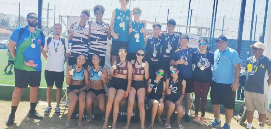 Dupla de Amambai é campeã estadual de vôlei de praia estudantil Dupla de Amambai é campeã estadual de vôlei de praia estudantil