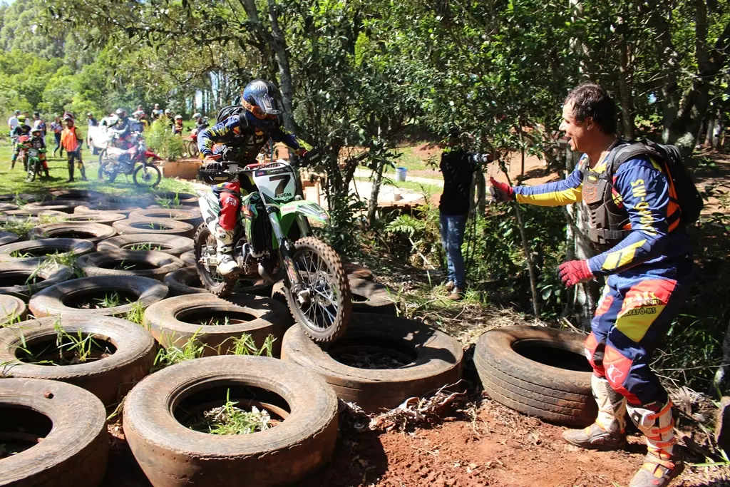 Trilhão Tatu Peba, um dos principais eventos de aventura sobre duas rodas de MS, movimenta Amambai neste final de semana