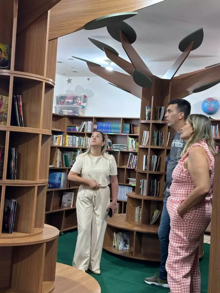Biblioteca renovada e tecnologia: Lia Nogueira transforma realidade de escolas em Dourados