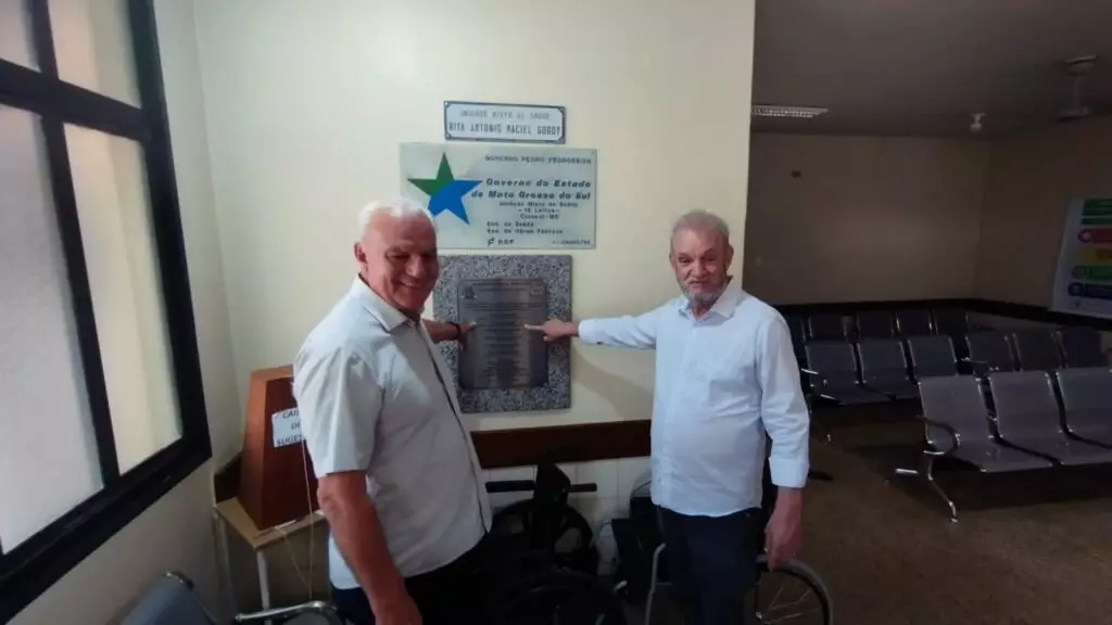 Deputado Geraldo Resende entrega nova ambulância em Caracol
