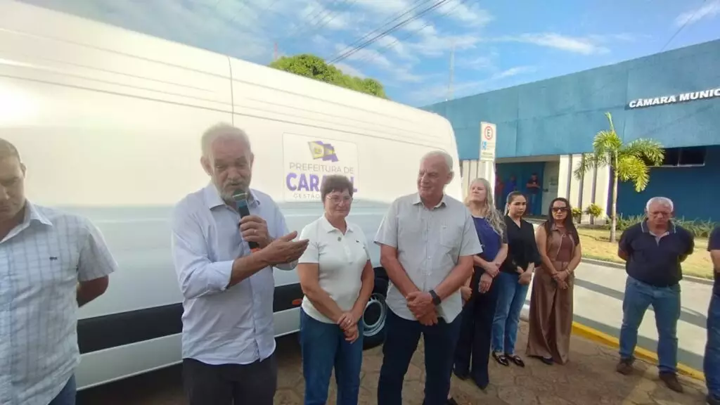 Deputado Geraldo Resende entrega nova ambulância em Caracol
