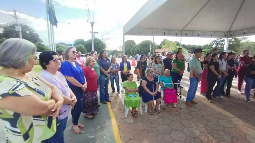 Deputado Geraldo Resende entrega nova ambulância em Caracol