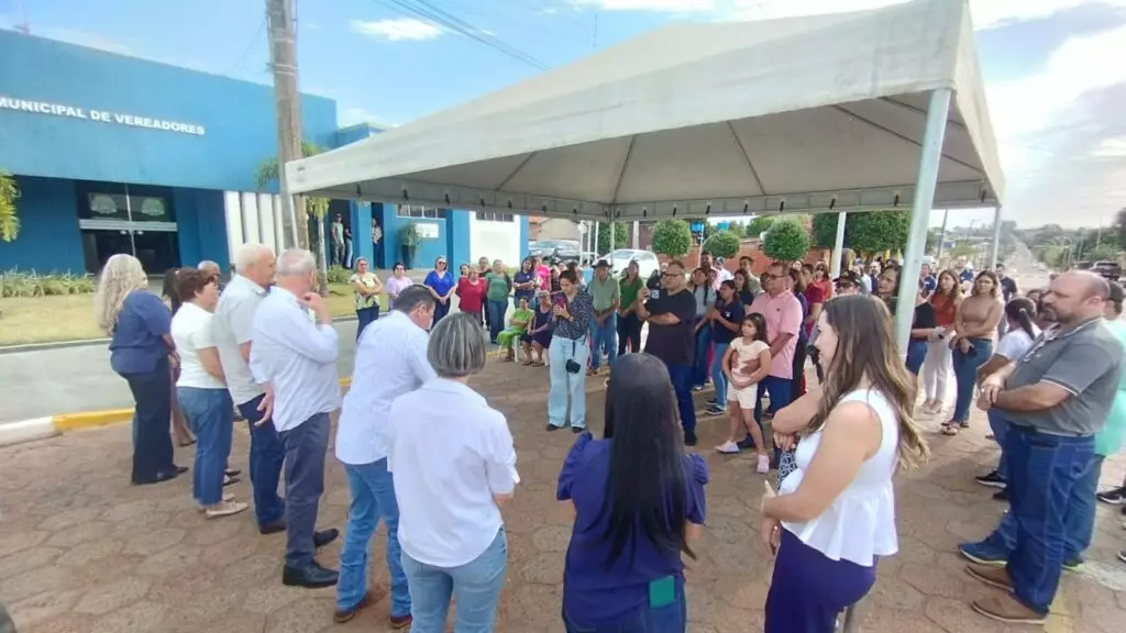 Deputado Geraldo Resende entrega nova ambulância em Caracol