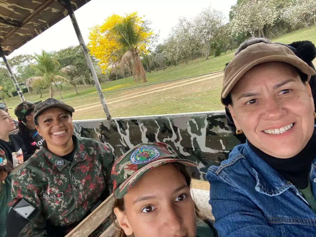 Projeto Florestinha de Amambai realiza dia de Educação Ambiental na Fazenda Green Farm, em Itaquiraí Projeto Florestinha de Amambai realiza dia de Educação Ambiental na Fazenda Green Farm, em Itaquiraí