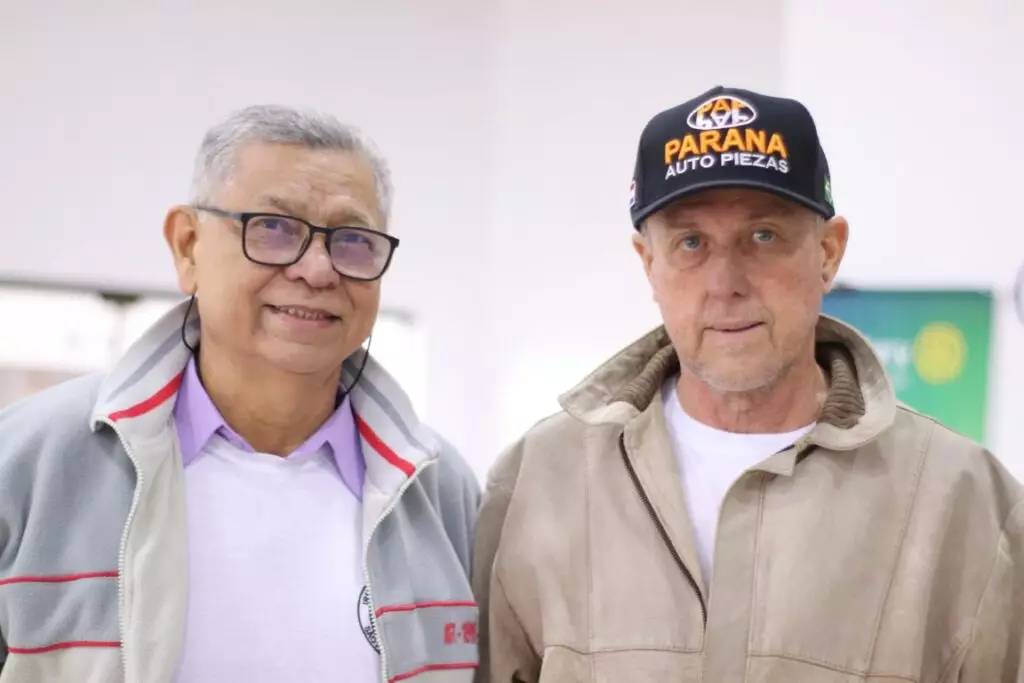 Amizade que resiste ao tempo: 7º Encontro da Turma Pedro Rufino emociona participantes em Amambai Amizade que resiste ao tempo: 7º Encontro da Turma Pedro Rufino emociona participantes em Amambai