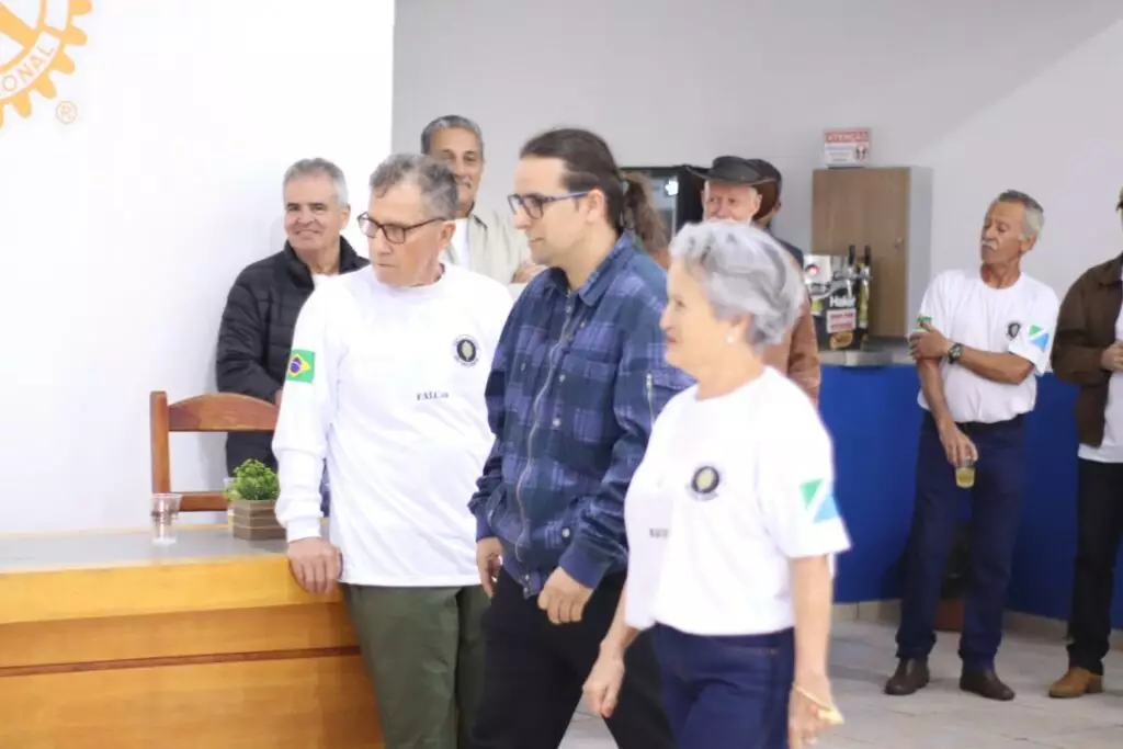 Amizade que resiste ao tempo: 7º Encontro da Turma Pedro Rufino emociona participantes em Amambai Amizade que resiste ao tempo: 7º Encontro da Turma Pedro Rufino emociona participantes em Amambai