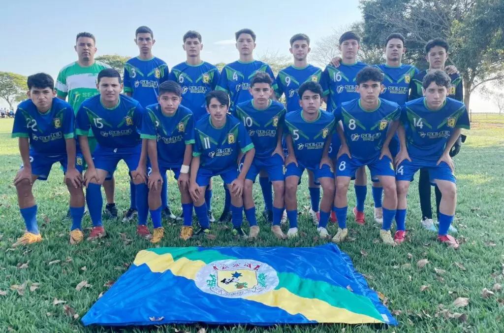 Base de Paranhos dá show em campo na rodada do 26º Regional de Futebol Entre Garotos em Eldorado Base de Paranhos dá show em campo na rodada do 26º Regional de Futebol Entre Garotos em Eldorado