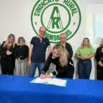 Prefeitura de Amambai firma parcerias e convênios com entidades e APMs