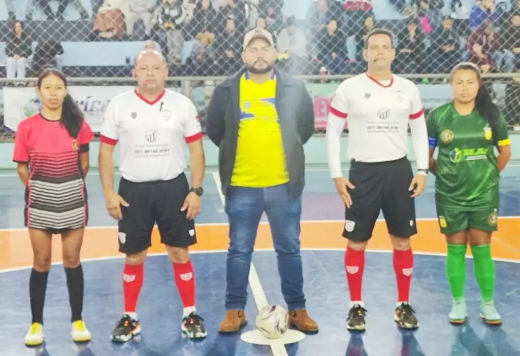 Em rodada marcada por homenagem e gesto de solidariedade Copa Cidade de Futsal define campeões de 2025 em Coronel Sapucaia Em rodada marcada por homenagem e gesto de solidariedade Copa Cidade de Futsal define campeões de 2025 em Coronel Sapucaia