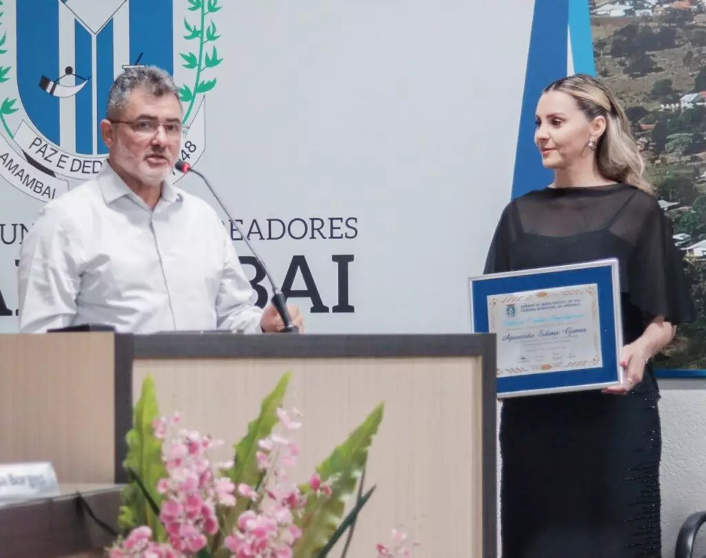 Por indicação de Suzana Ulisses, empresário Sidinei da Doce Mel é homenageado com o Título de Cidadão Amambaiense