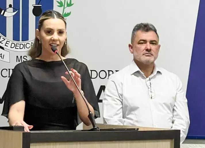 Por indicação de Suzana Ulisses, empresário Sidinei da Doce Mel é homenageado com o Título de Cidadão Amambaiense