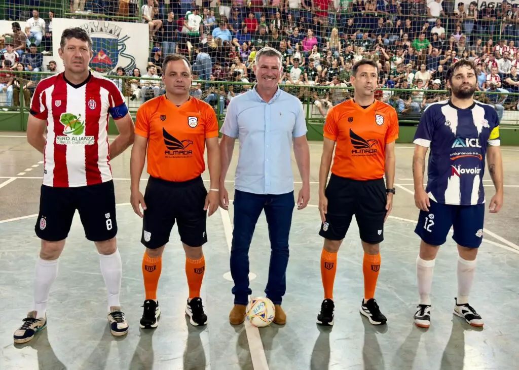 Jogos emocionantes e recorde de público marcaram as finais da XVI Copa Interfirmas de Futsal em Sete Quedas Jogos emocionantes e recorde de público marcaram as finais da XVI Copa Interfirmas de Futsal em Sete Quedas