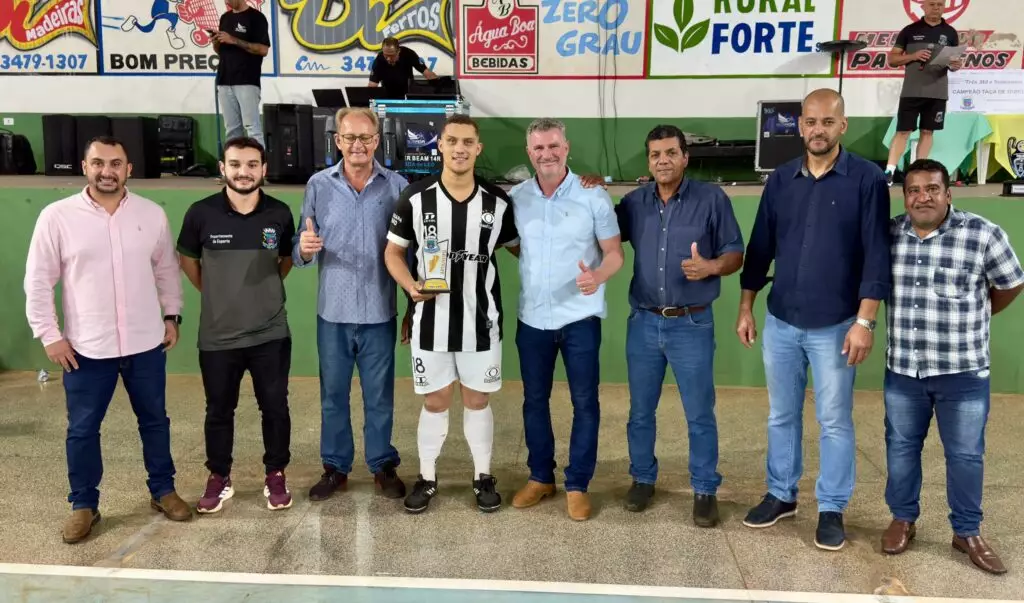 Jogos emocionantes e recorde de público marcaram as finais da XVI Copa Interfirmas de Futsal em Sete Quedas Jogos emocionantes e recorde de público marcaram as finais da XVI Copa Interfirmas de Futsal em Sete Quedas