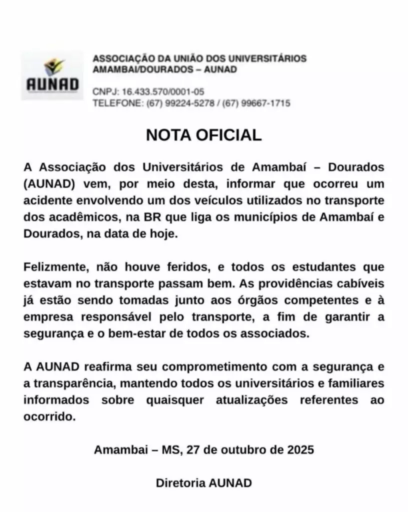 Ônibus transportando universitários de Amambai se envolve em acidente na BR-163, ninguém se feriu Ônibus transportando universitários de Amambai se envolve em acidente na BR-163, ninguém se feriu