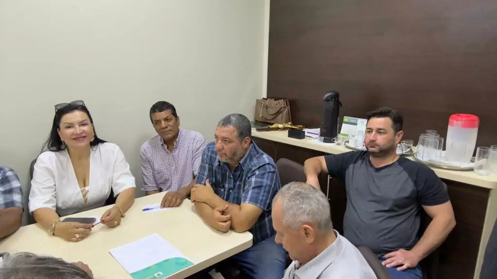 Reunião entre prefeitura Câmara e Governo do Estado discutiu ações do MS Ativo em Sete Quedas