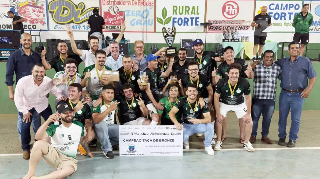 Jogos emocionantes e recorde de público marcaram as finais da XVI Copa Interfirmas de Futsal em Sete Quedas Jogos emocionantes e recorde de público marcaram as finais da XVI Copa Interfirmas de Futsal em Sete Quedas