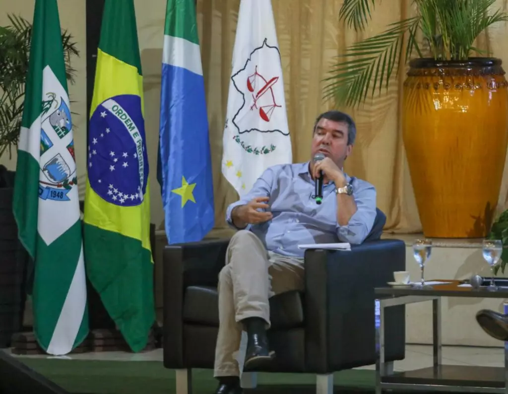 Sinergia entre poderes Executivo e Judiciário amplia ações em MS e guia o desenvolvimento regional Sinergia entre poderes Executivo e Judiciário amplia ações em MS e guia o desenvolvimento regional