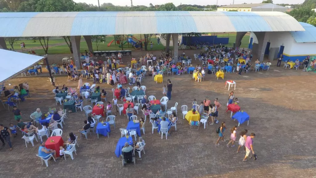Praça da Alegria reuniu milhares de crianças na Praça João Francisco Lopes, em Iguatemi