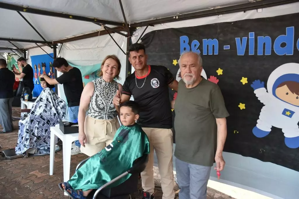 Praça da Alegria reuniu milhares de crianças na Praça João Francisco Lopes, em Iguatemi