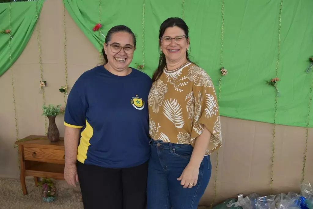 Secretaria de Educação de Iguatemi promove confraternização em comemoração ao Dia dos Professores Secretaria de Educação de Iguatemi promove confraternização em comemoração ao Dia dos Professores