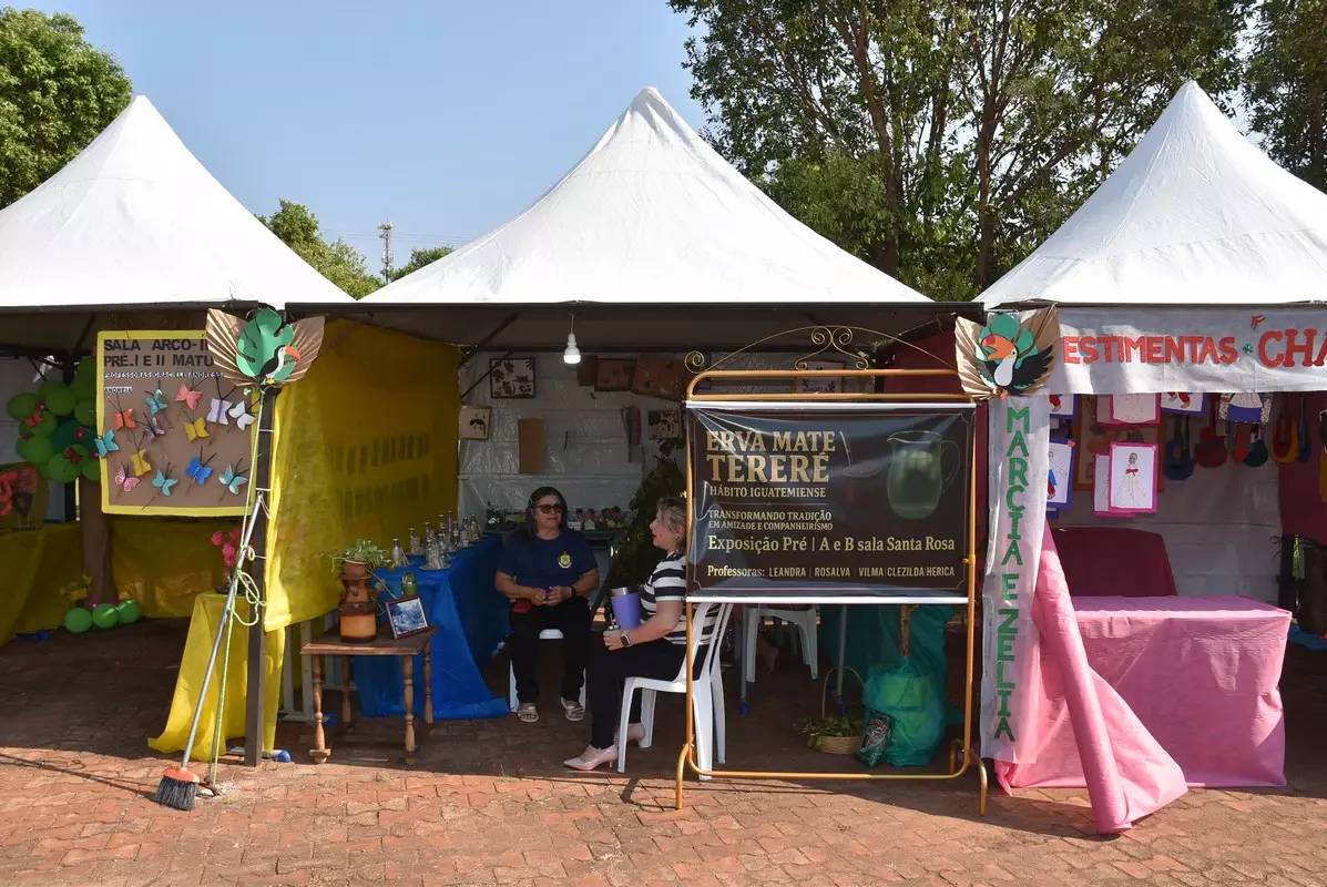Mostra Cultural 2025 retratou costumes e tradições de Iguatemi e homenagens aos prefeitos e pioneiros