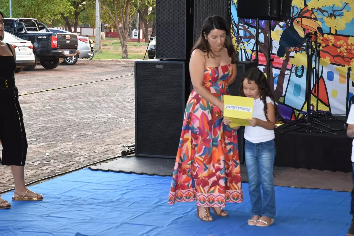 Mostra Cultural 2025 retratou costumes e tradições de Iguatemi e homenagens aos prefeitos e pioneiros