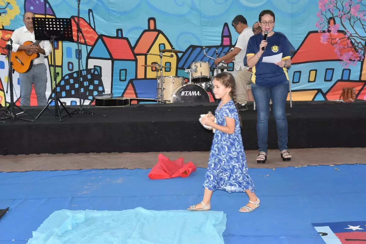 Mostra Cultural 2025 retratou costumes e tradições de Iguatemi e homenagens aos prefeitos e pioneiros