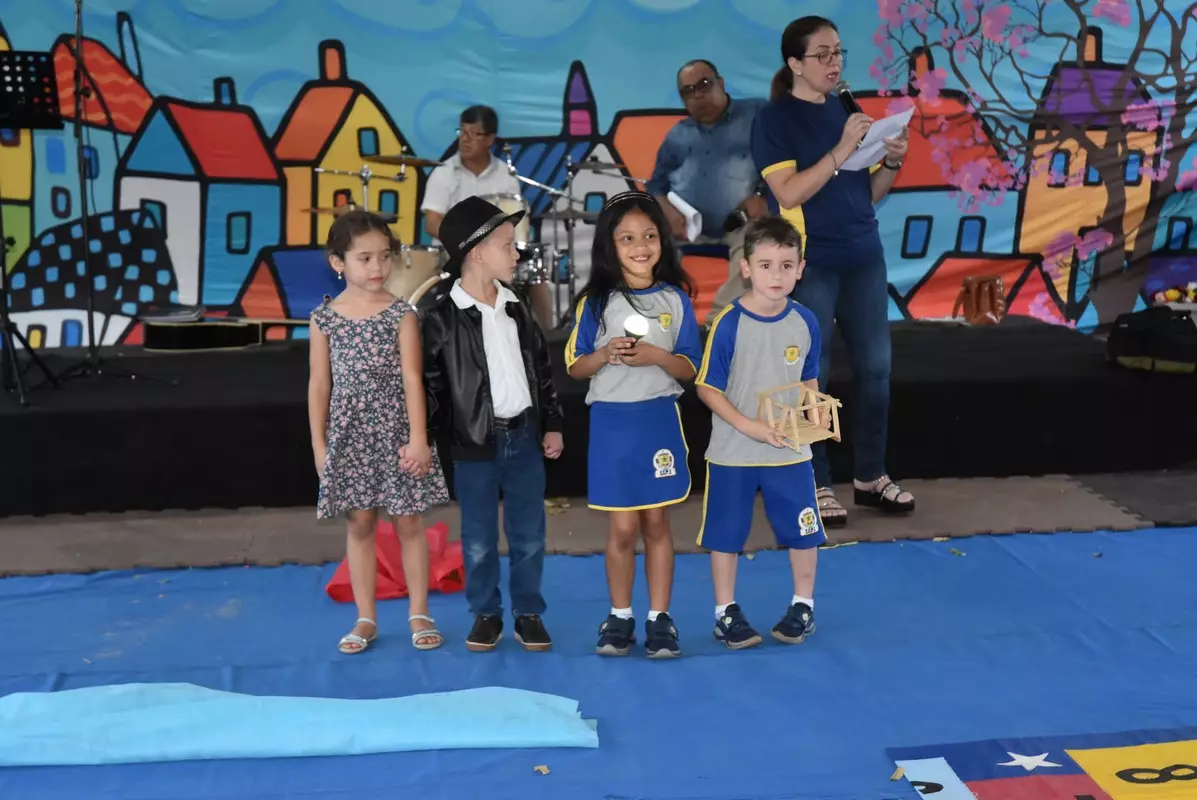 Mostra Cultural 2025 retratou costumes e tradições de Iguatemi e homenagens aos prefeitos e pioneiros
