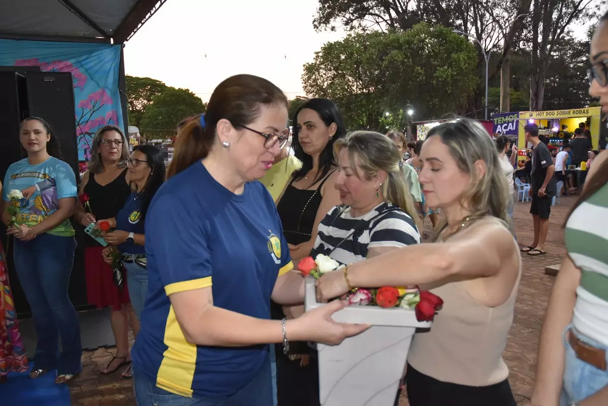 Mostra Cultural 2025 retratou costumes e tradições de Iguatemi e homenagens aos prefeitos e pioneiros