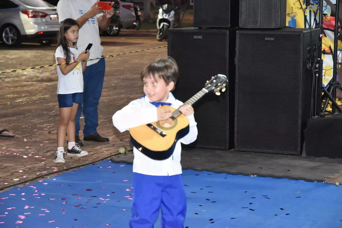 Mostra Cultural 2025 retratou costumes e tradições de Iguatemi e homenagens aos prefeitos e pioneiros