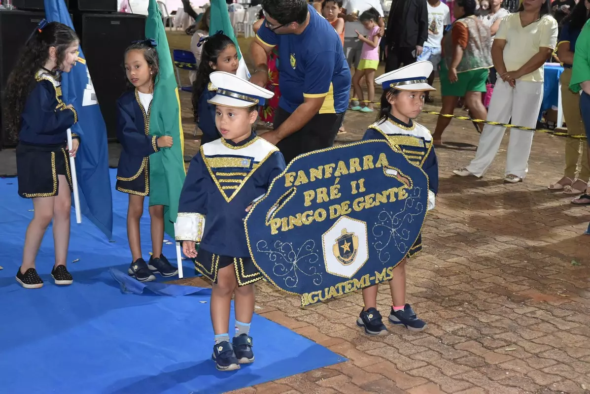 Mostra Cultural 2025 retratou costumes e tradições de Iguatemi e homenagens aos prefeitos e pioneiros