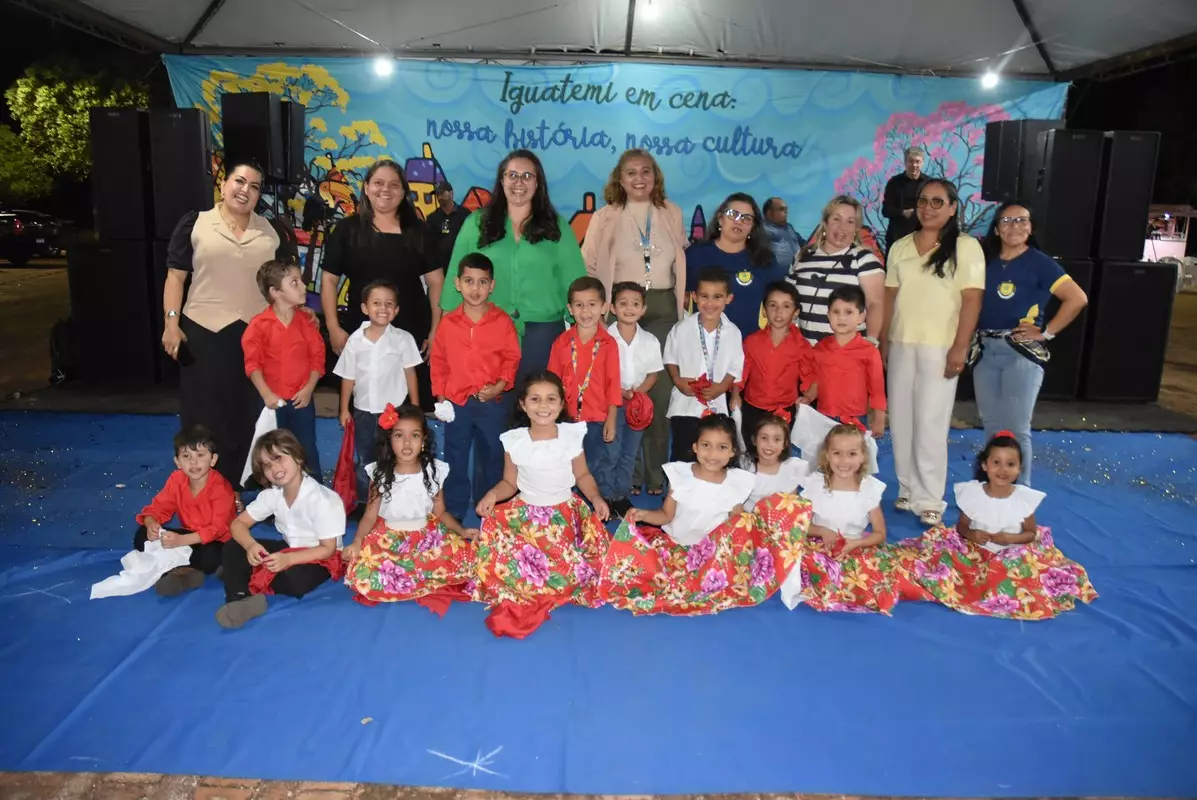 Mostra Cultural 2025 retratou costumes e tradições de Iguatemi e homenagens aos prefeitos e pioneiros