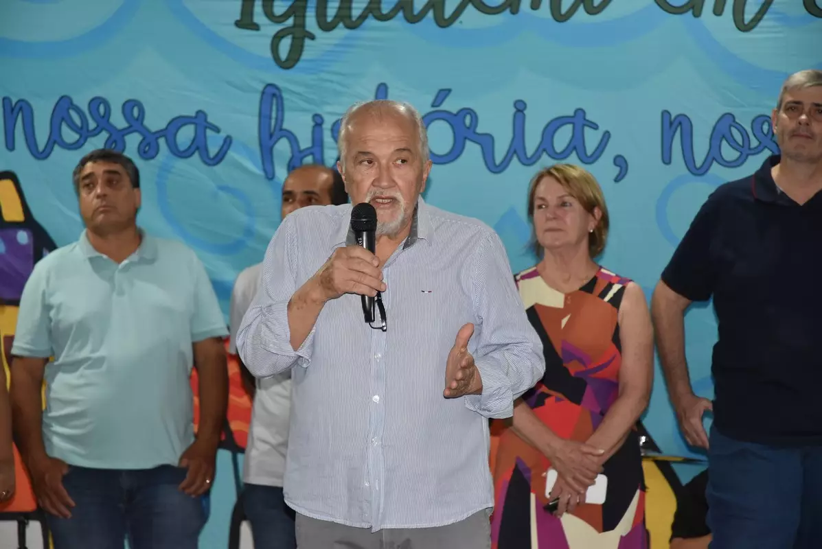 Mostra Cultural 2025 retratou costumes e tradições de Iguatemi e homenagens aos prefeitos e pioneiros