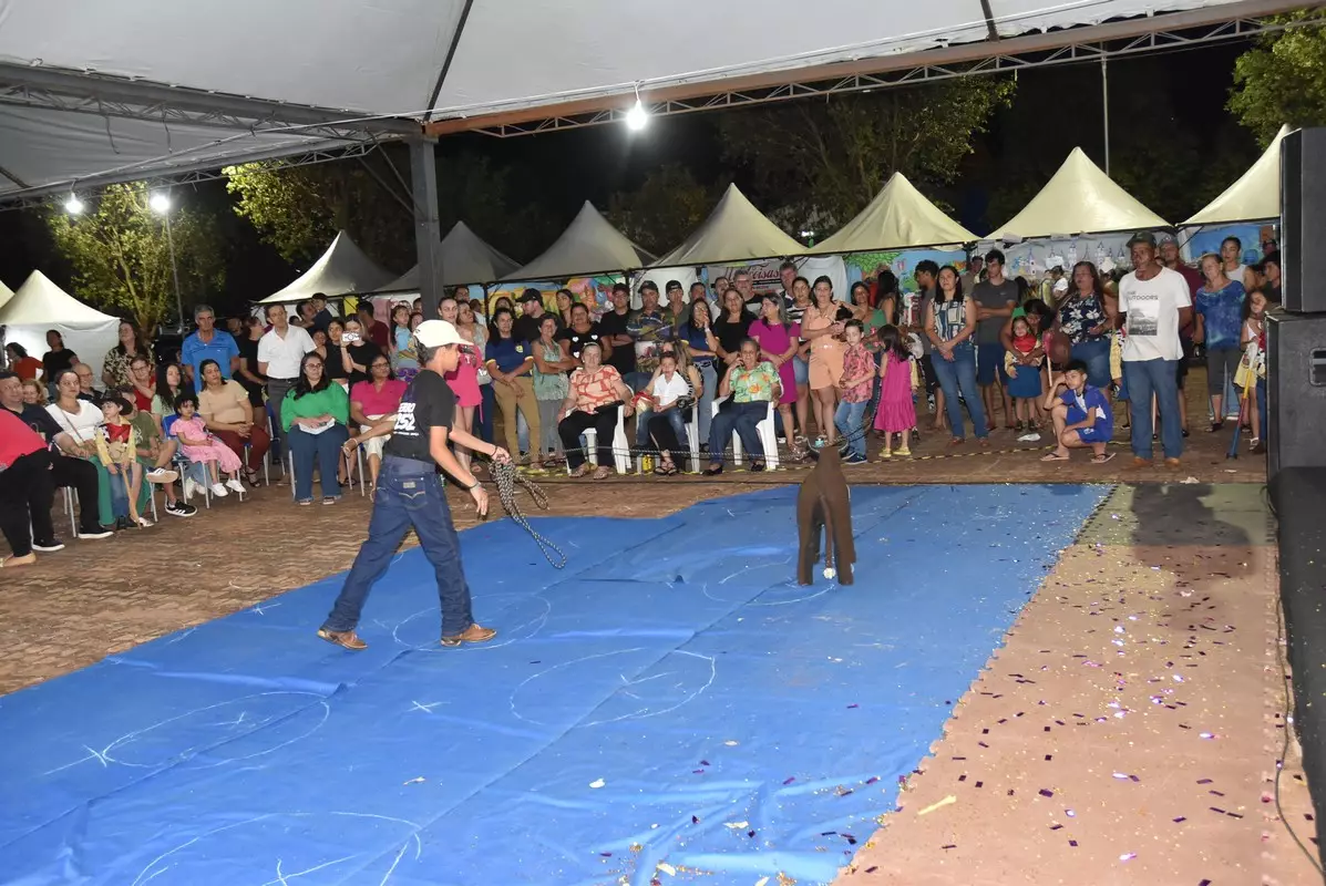 Mostra Cultural 2025 retratou costumes e tradições de Iguatemi e homenagens aos prefeitos e pioneiros