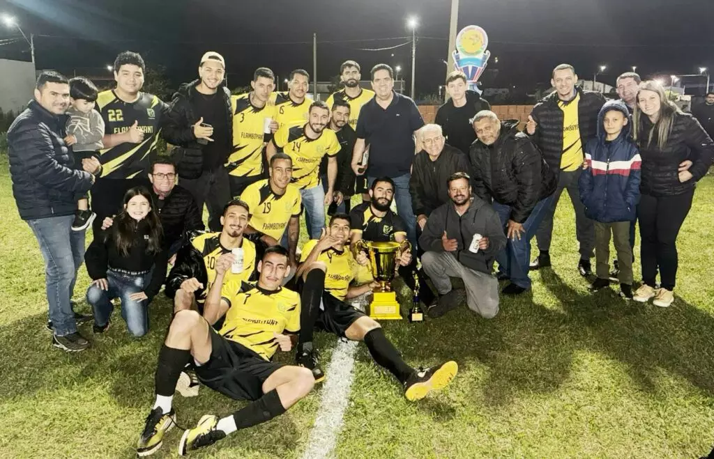 Em decisão entre equipes indígenas Invernada é campeã da Copa Cidade Crepúsculo de Suíço 2025 em Amambai Em decisão entre equipes indígenas Invernada é campeã da Copa Cidade Crepúsculo de Suíço 2025 em Amambai